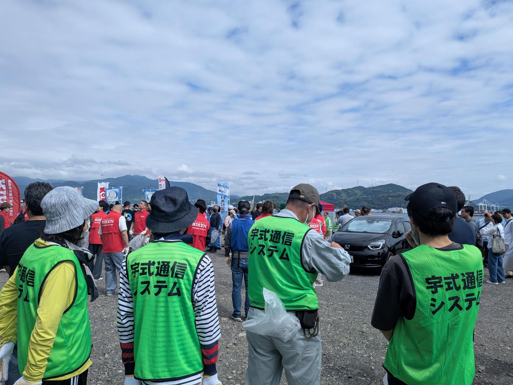 三保真崎海岸清掃活動①